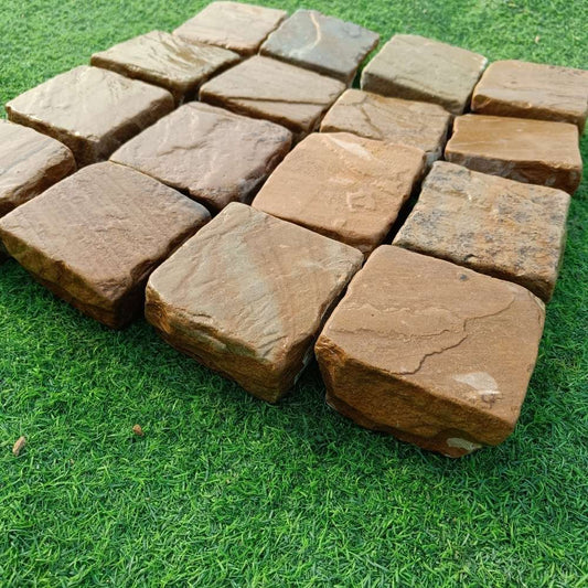 Rippon Buff Tumbled Sandstone 100X100 Square Setts